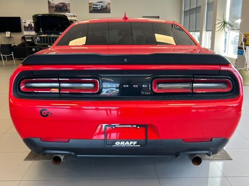 Certified 2018 Dodge Challenger R/T Scat Pack w/ Dynamics Package RWD image 35