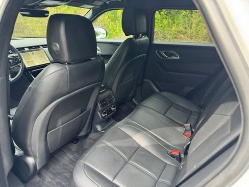Used 2025 Land Rover Range Rover Velar Dynamic SE AWD/4WD image 12