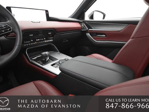 Certified 2025 MAZDA CX-70 3.3 Turbo S w/ Premium Package AWD/4WD image 27