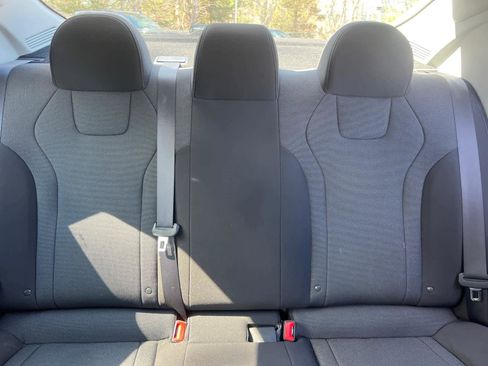 Used 2025 Hyundai Elantra SE image 26