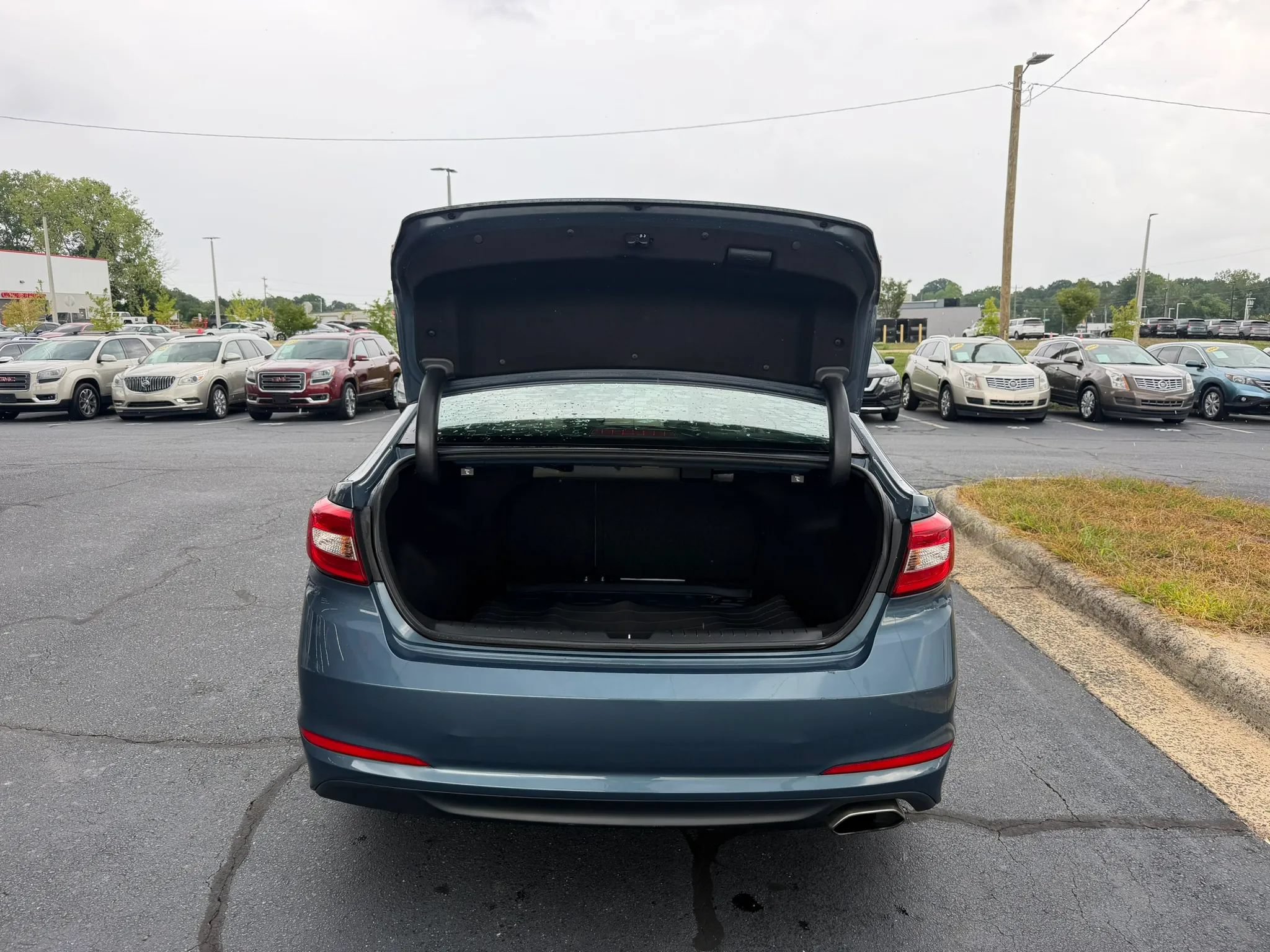 Used 2016 Hyundai Sonata SE FWD image 25