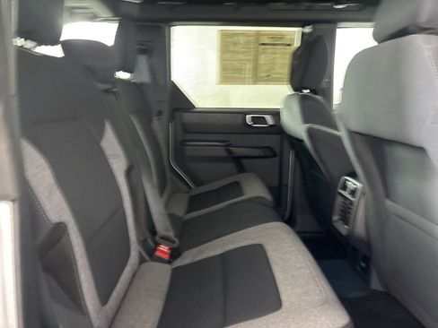 Used 2025 Ford Bronco Big Bend image 25
