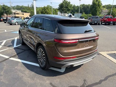Used 2022 Lincoln Corsair Reserve w/ Equipment Group 201A AWD/4WD image 5