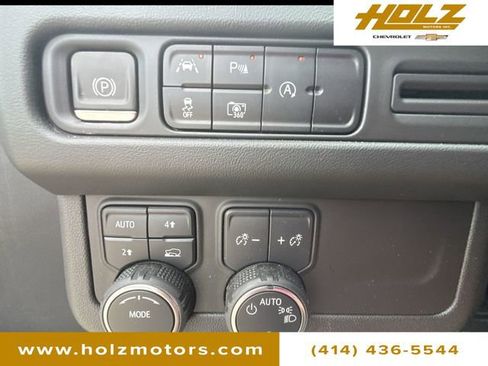 Certified 2024 Chevrolet Tahoe RST w/ Luxury Package AWD/4WD image 18