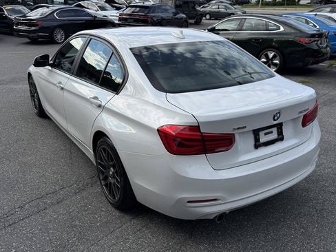 Used 2018 BMW 320i xDrive Sedan AWD/4WD image 14