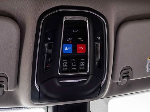 Used 2022 Jeep Wagoneer Series III w/ Premium Group I RWD image 34