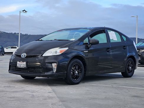 Used 2013 Toyota Prius One image 5