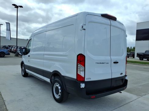 Used 2025 Ford Transit 250 148 Medium Roof w/ Load Area Protection Package image 3