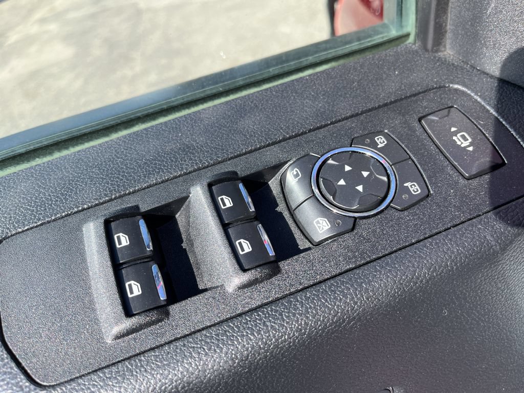 Used 2018 Ford F350 Lariat w/ Lariat Value Package AWD/4WD image 19