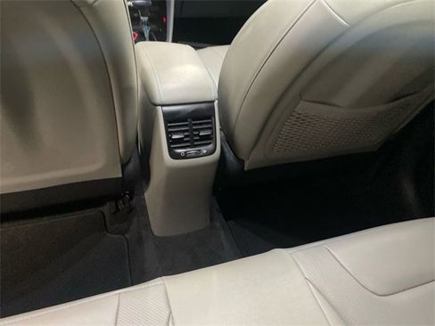 Used 2022 Kia Niro EX Premium image 20