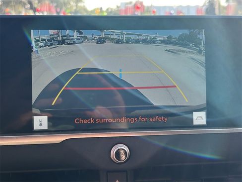 Used 2024 Toyota Crown XLE image 21