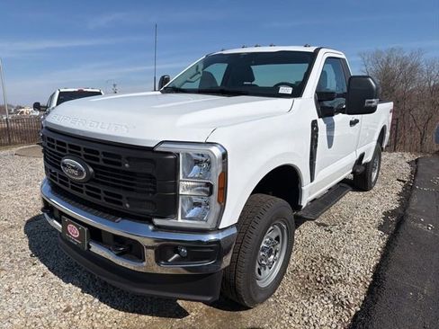 New 2026 Ford F350 XL w/ XL Chrome Package image 8