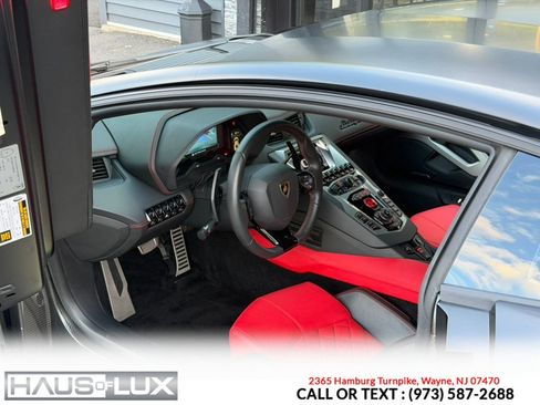 Used 2018 Lamborghini Aventador S AWD/4WD image 19