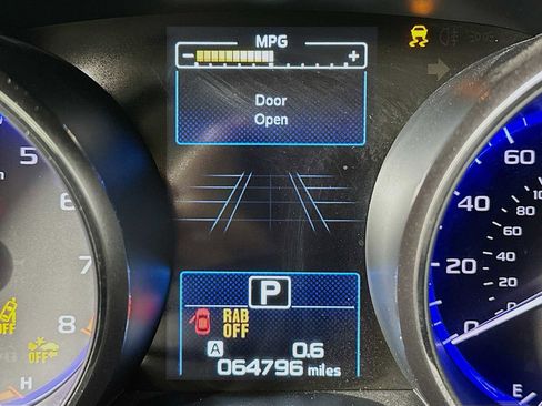 Used 2019 Subaru Legacy 3.6R Limited image 12