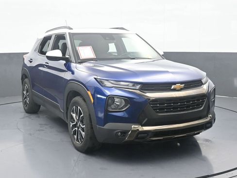 Used 2023 Chevrolet TrailBlazer ACTIV w/ Sun and Liftgate Package image 9