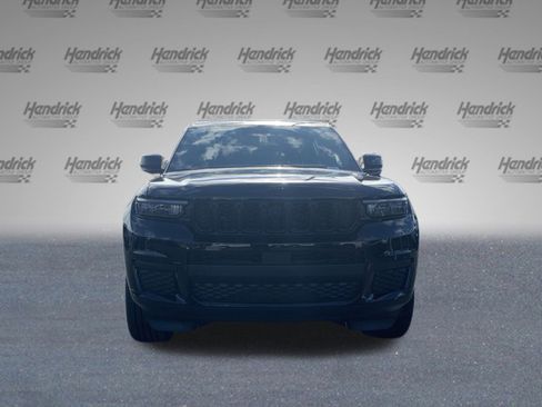 New 2025 Jeep Grand Cherokee L Altitude image 3