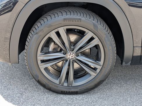 Used 2021 Volkswagen Atlas SE FWD image 10