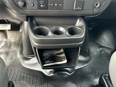 Used 2023 Chevrolet Express 2500 Work Van w/ Driver Convenience Package image 15