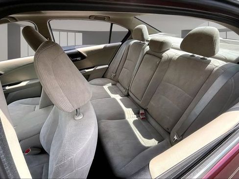 Used 2014 Honda Accord EX image 16