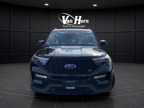 Used 2020 Ford Explorer ST w/ Premium Technology Package image 13