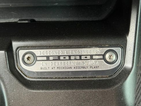 Used 2023 Ford Bronco Wildtrak image 17