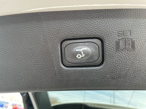 Used 2024 Ford Edge SEL w/ Convenience Package image 27