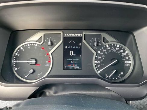 Used 2022 Toyota Tundra Limited image 10