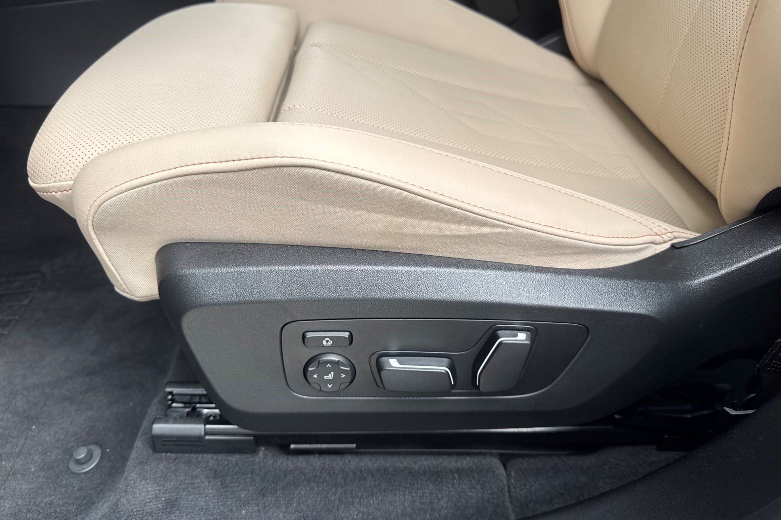 Used 2026 BMW X3 xDrive30i AWD/4WD image 15