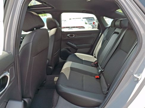Used 2025 Honda Civic Sport image 10