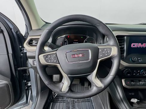 Certified 2021 GMC Acadia Denali w/ Denali Ultimate Package AWD/4WD image 10