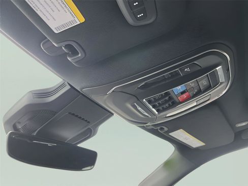 Used 2025 Jeep Wagoneer S Limited image 17