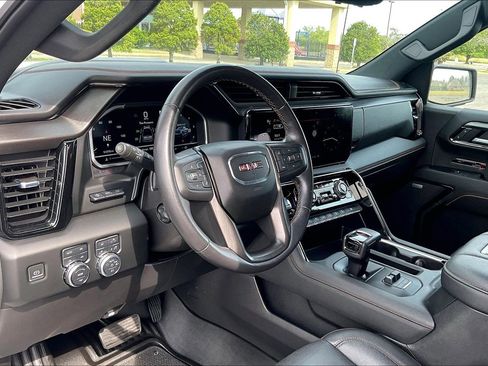 Used 2022 GMC Sierra 1500 AT4 w/ AT4 Premium Package AWD/4WD image 15