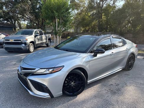 Used 2023 Toyota Camry XSE FWD image 2