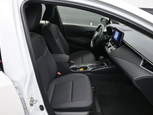 Certified 2025 Toyota Corolla LE image 23