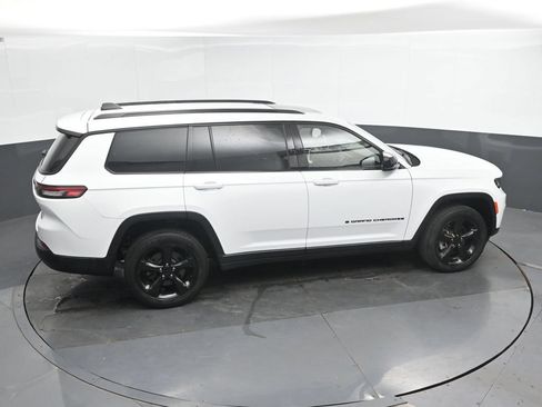 Used 2023 Jeep Grand Cherokee L Laredo AWD/4WD image 13