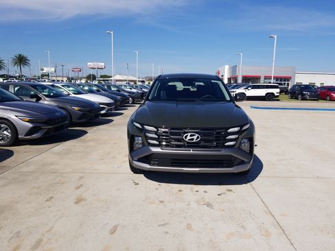 New 2026 Hyundai Tucson SE FWD image 2
