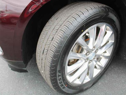 Used 2018 Buick Enclave Premium w/ Experience Buick Package image 19