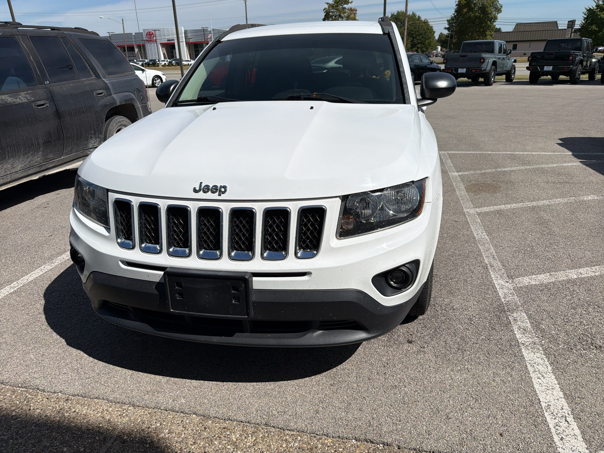 Used 2015 Jeep Compass Sport w/ Power Value Group FWD image 1