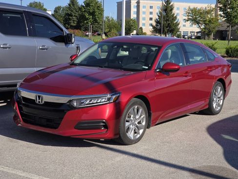 Certified 2020 Honda Accord LX image 4