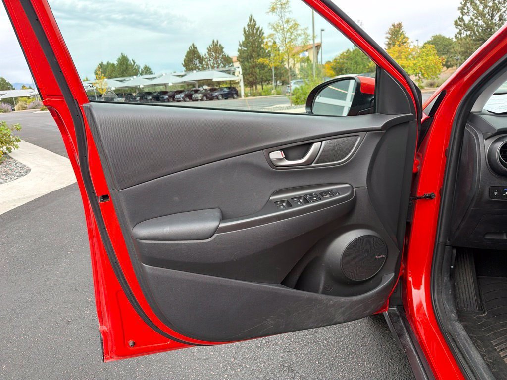 Used 2019 Hyundai Kona Ultimate AWD/4WD image 9