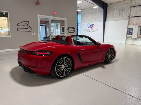 Used 2024 Porsche 718 Boxster GTS RWD image 91