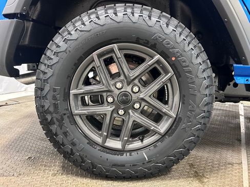 New 2026 Jeep Wrangler Sport S image 29