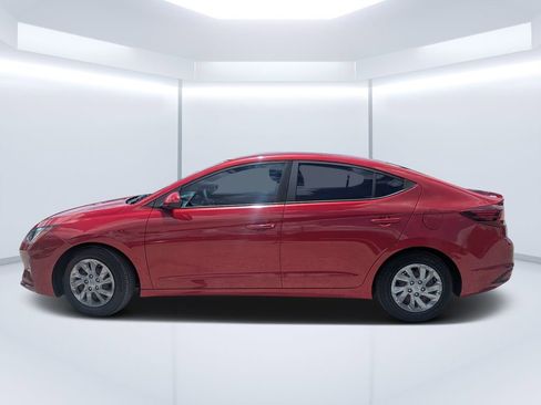 Used 2020 Hyundai Elantra SE w/ Cargo Package (C1) FWD image 6