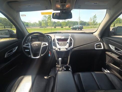 Used 2011 GMC Terrain SLT FWD image 20