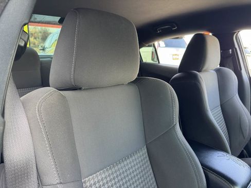 Used 2019 Dodge Charger GT RWD image 15