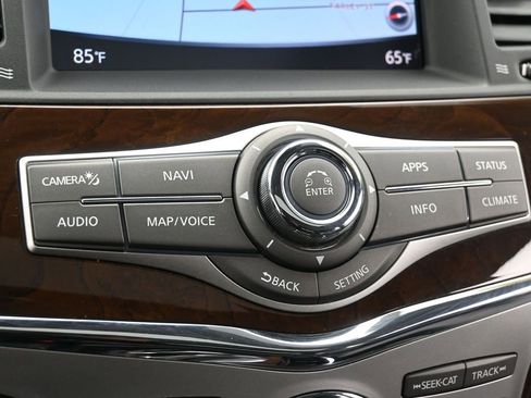 Used 2018 INFINITI QX80 4WD w/ Deluxe Technology Package image 11