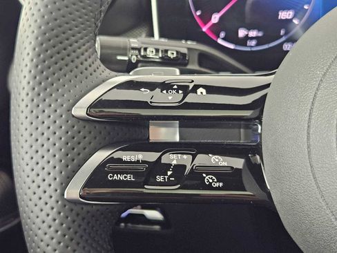 New 2025 Mercedes-Benz GLC 350e 4MATIC image 25