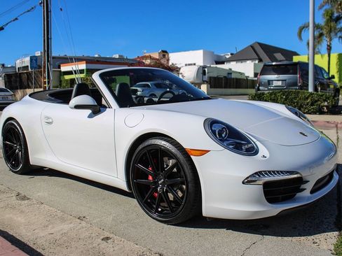 Used 2013 Porsche 911 Carrera S image 8
