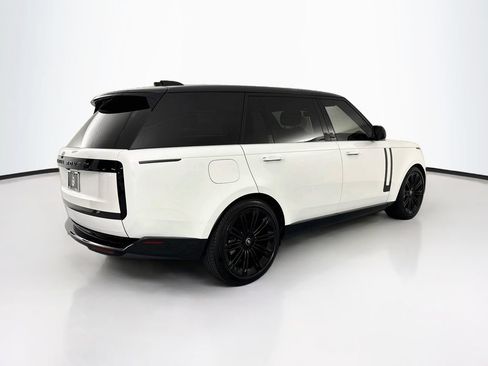 Used 2024 Land Rover Range Rover Long Wheelbase SE AWD/4WD image 5
