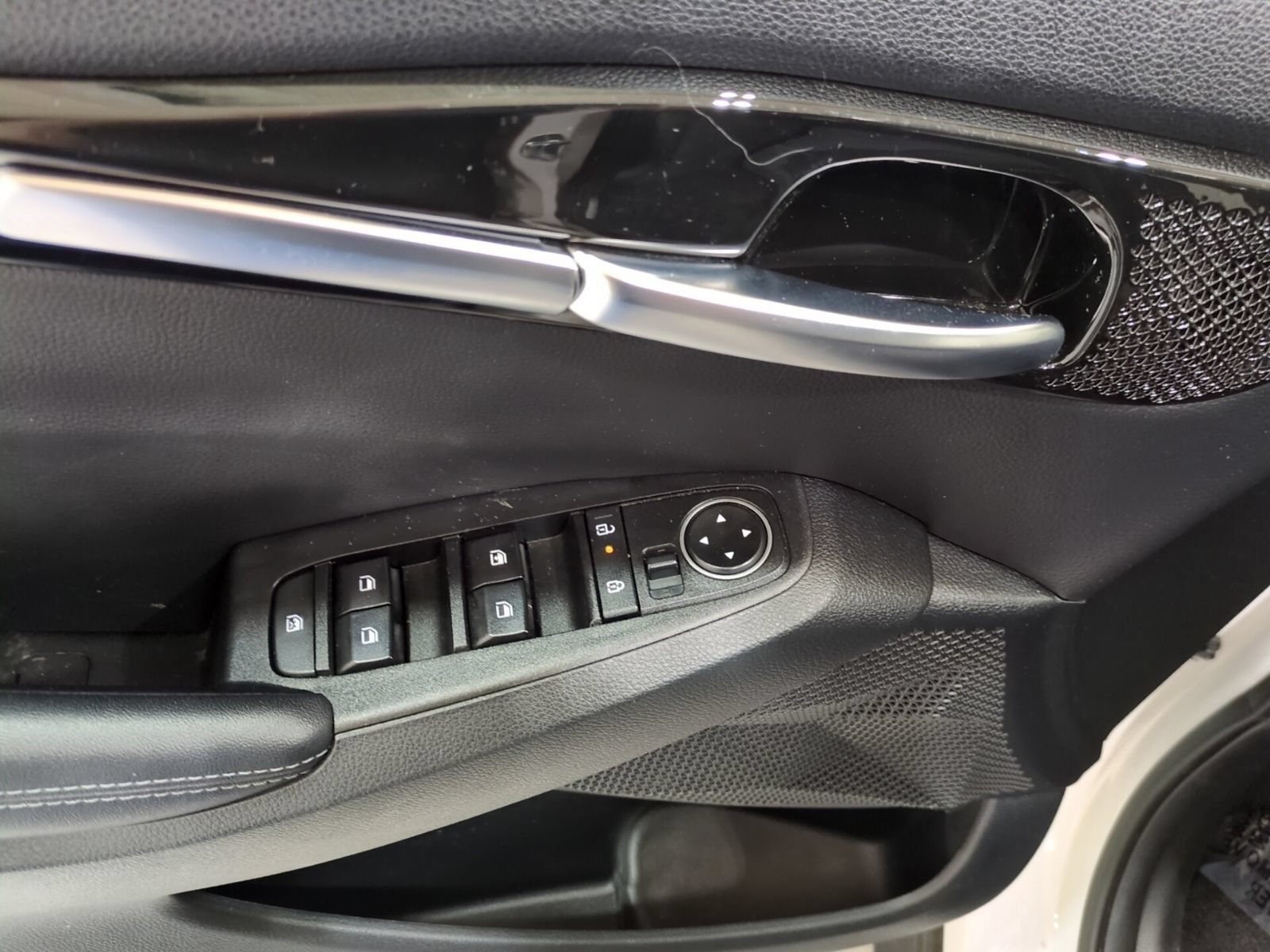 Certified 2024 Kia Seltos S FWD image 15